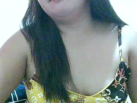 Snapshot of fresh_rosie chatting on 11/21/25, 08:40 fresh rosie online show from 11/21/25, 08:40