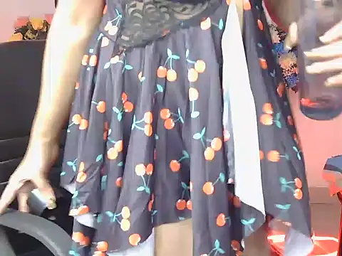 Snapshot of Hotti_figure chatting on 10/07/25, 02:09 Hotti figure online show from 10/07/25, 02:09