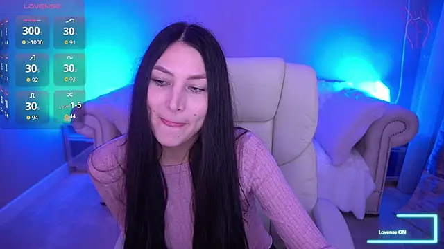 Snapshot of EliseVelour chatting on 11/16/25, 02:00 EliseVelour online show from 11/16/25, 02:00