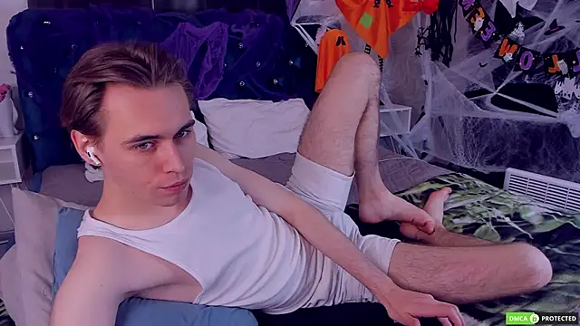 WilliamDyson online show from 10/18/25, 03:09