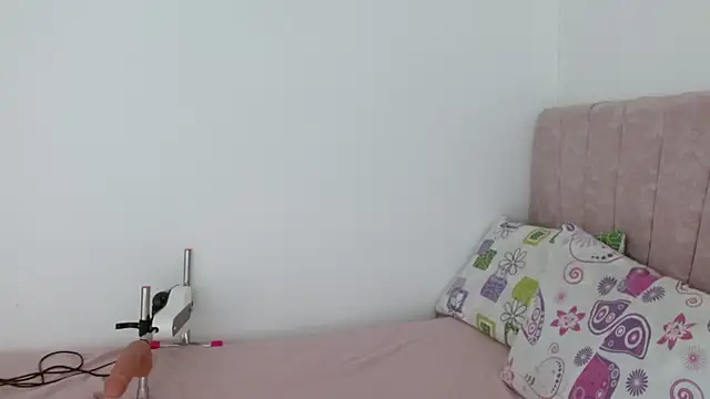 Tiiana online show from 07/03/26, 06:58