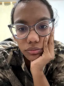 Valen1800 online show from 10/14/25, 01:17