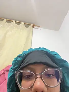 Valen1800 online show from 11/13/25, 12:31