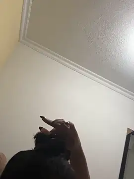 Valen1800 online show from 11/22/25, 12:09