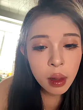 Snapshot of tuanzi125216 chatting on 10/18/25, 05:32 tuanzi125216 online show from 10/18/25, 05:32