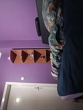 Snapshot of Thoma9034 chatting on 11/11/25, 09:48 Thoma9034 online show from 11/11/25, 09:48