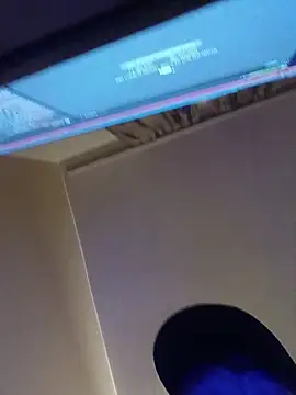 Snapshot of Thoma9034 chatting on 11/28/25, 11:07 Thoma9034 online show from 11/28/25, 11:07