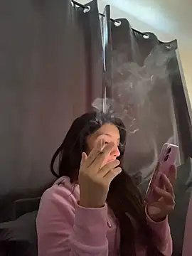 naughtybella05 online show from 11/30/25, 01:04