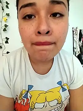 sara-lopez1 online show from 09/17/25, 04:52