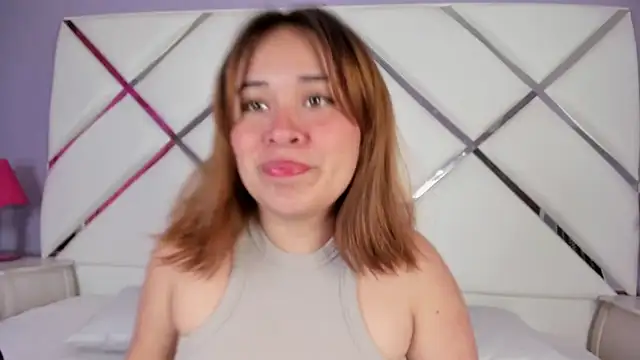 sara-lopez1 online show from 09/29/25, 12:10