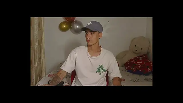 kilyan--x x online show from 10/24/25, 11:12