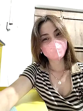 Snapshot of Baby-ladysweet20 chatting on 09/25/25, 01:37 Baby-ladysweet20 online show from 09/25/25, 01:37