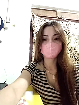 Snapshot of Baby-ladysweet20 chatting on 10/27/25, 01:09 Baby-ladysweet20 online show from 10/27/25, 01:09