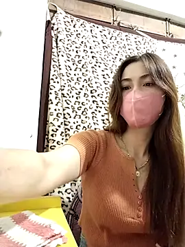 Snapshot of Baby-ladysweet20 chatting on 10/31/25, 08:21 Baby-ladysweet20 online show from 10/31/25, 08:21