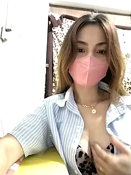 Snapshot of Baby-ladysweet20 chatting on 11/11/25, 10:15 Baby-ladysweet20 online show from 11/11/25, 10:15