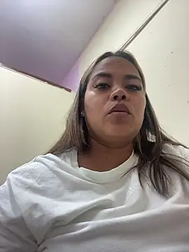 EmilyDuran  online show from 06/10/26, 02:27
