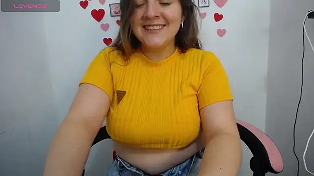 Pregnant Kloe online show from 06/10/26, 12:44