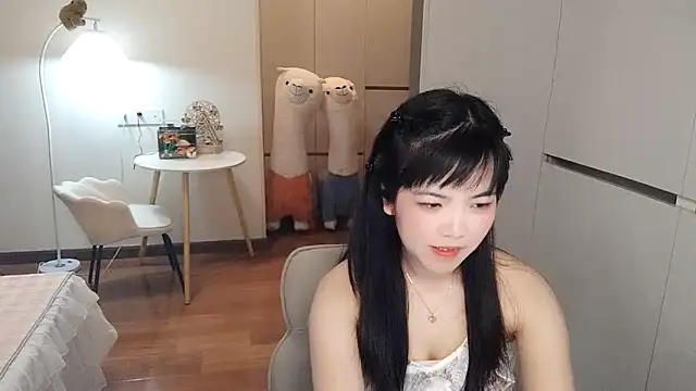 Snapshot of XiaoAnQi chatting on 10/14/25, 12:50 XiaoAnQi online show from 10/14/25, 12:50