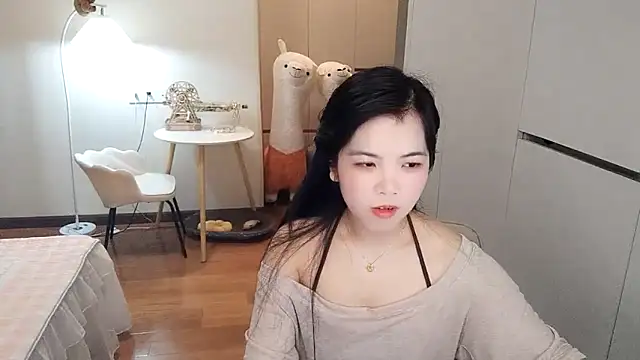 Snapshot of XiaoAnQi chatting on 11/09/25, 12:47 XiaoAnQi online show from 11/09/25, 12:47