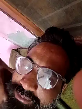 Snapshot of hard_boy9455 chatting on 10/14/25, 12:11 hard boy9455 online show from 10/14/25, 12:11