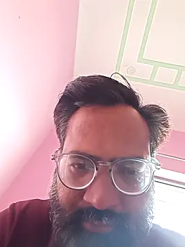 Snapshot of hard_boy9455 chatting on 10/15/25, 03:06 hard boy9455 online show from 10/15/25, 03:06