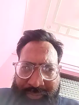 Snapshot of hard_boy9455 chatting on 11/11/25, 01:00 hard boy9455 online show from 11/11/25, 01:00