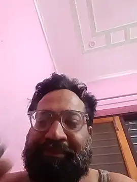 Snapshot of hard_boy9455 chatting on 12/14/25, 01:11 hard boy9455 online show from 12/14/25, 01:11