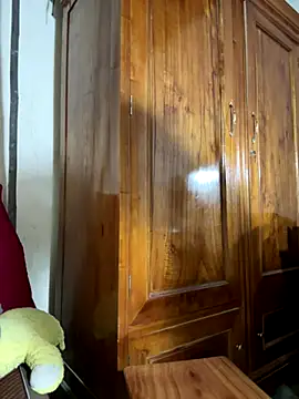 Moan Mary online show from 10/22/25, 11:32