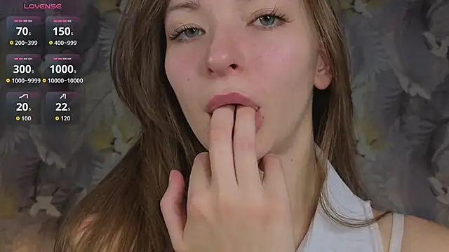 EllieSugar online show from 10/24/25, 03:25