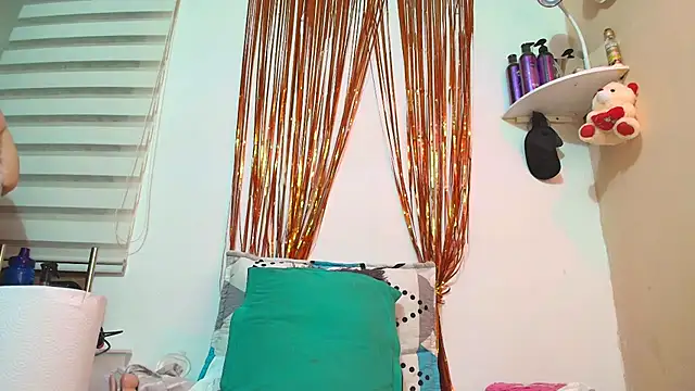 rachelroberts online show from 09/26/25, 09:46