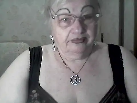 NatalieNorth online show from 12/17/25, 10:16