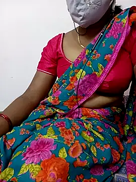 Cute Renuka online show from 10/26/25, 04:24