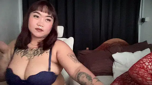 Bella Bumzyyy online show from 11/12/25, 06:47
