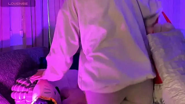 Snapshot of Melody-chers chatting on 11/12/25, 11:10 Melody-chers online show from 11/12/25, 11:10