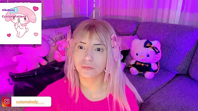 Snapshot of Melody-chers chatting on 11/25/25, 12:05 Melody-chers online show from 11/25/25, 12:05