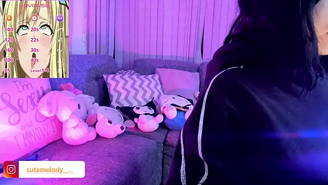 Snapshot of Melody-chers chatting on 11/28/25, 11:02 Melody-chers online show from 11/28/25, 11:02