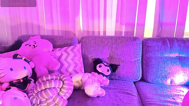 Snapshot of Melody-chers chatting on 12/01/25, 12:21 Melody-chers online show from 12/01/25, 12:21