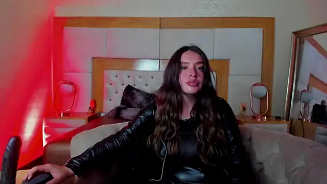 Snapshot of BrithaniKy chatting on 11/04/25, 07:13 BrithaniKy online show from 11/04/25, 07:13