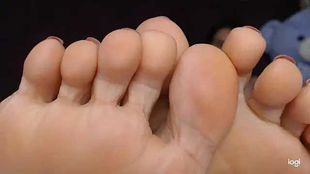 ash feet online show from 12/05/25, 03:04