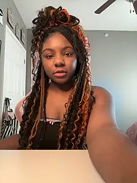 Snapshot of TastyRuby chatting on 11/13/25, 08:08 TastyRuby online show from 11/13/25, 08:08