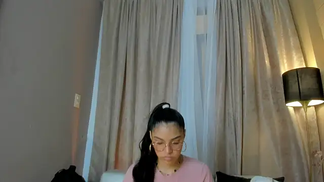 LunaAspen  online show from 11/28/25, 05:48