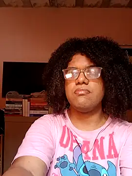 Snapshot of fannyorgastic chatting on 12/02/25, 01:17 fannyorgastic online show from 12/02/25, 01:17