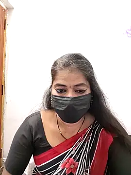 Snapshot of tamil_Sigappu_Roja chatting on 01/06/26, 12:47 tamil Sigappu Roja online show from 01/06/26, 12:47