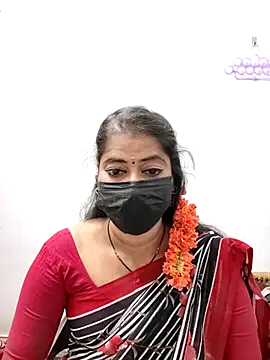 Snapshot of tamil_Sigappu_Roja chatting on 02/12/26, 01:00 tamil Sigappu Roja online show from 02/12/26, 01:00