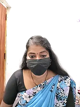 Snapshot of tamil_Sigappu_Roja chatting on 02/20/26, 01:46 tamil Sigappu Roja online show from 02/20/26, 01:46
