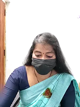 Snapshot of tamil_Sigappu_Roja chatting on 02/25/26, 01:21 tamil Sigappu Roja online show from 02/25/26, 01:21