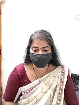 Snapshot of tamil_Sigappu_Roja chatting on 03/04/26, 01:11 tamil Sigappu Roja online show from 03/04/26, 01:11