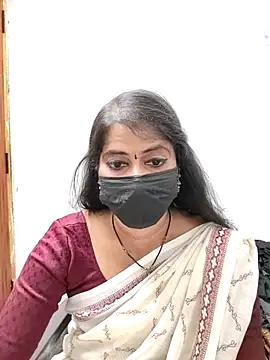 Snapshot of tamil_Sigappu_Roja chatting on 03/04/26, 01:17 tamil Sigappu Roja online show from 03/04/26, 01:17