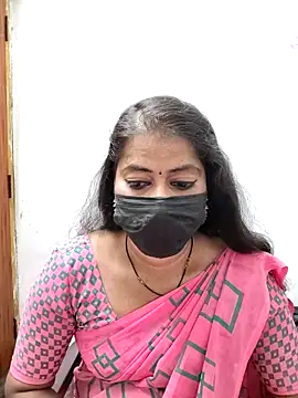 Snapshot of tamil_Sigappu_Roja chatting on 04/04/26, 01:15 tamil Sigappu Roja online show from 04/04/26, 01:15