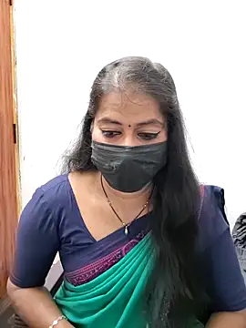 Snapshot of tamil_Sigappu_Roja chatting on 04/07/26, 01:06 tamil Sigappu Roja online show from 04/07/26, 01:06